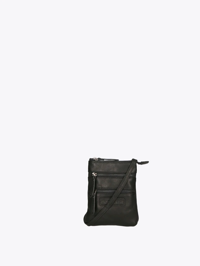 Minimalist Leather Crossbody Bag for Everyday Use