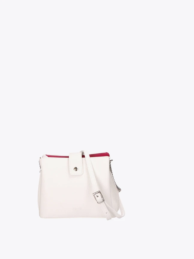 Chic Leather Crossbody Bag for Everyday Use
