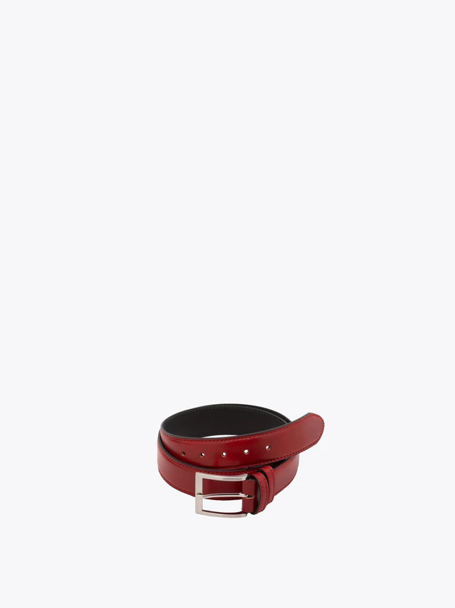 Minimalist Leather Belt for Everyday Wear in Classic Style