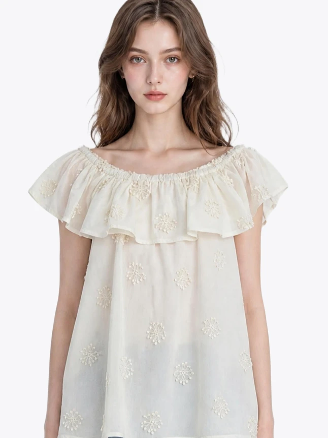 Women's Practical Blouse For Everyday Wear - Modern Design - Elegant Essential