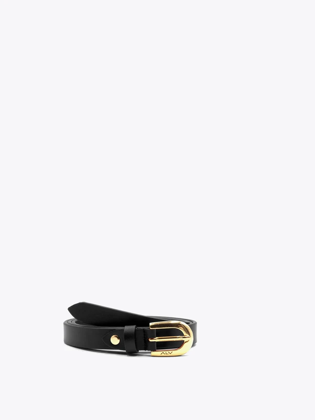 Sleek Leather Belt with Metal Buckle for Daily Wear