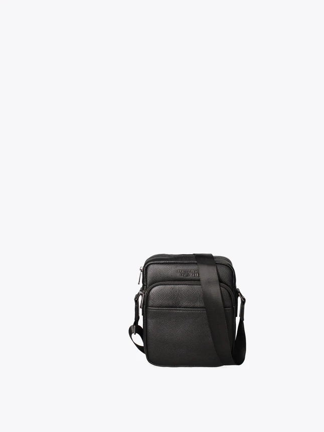 Minimalist Leather Crossbody Bag for Daily Essentials