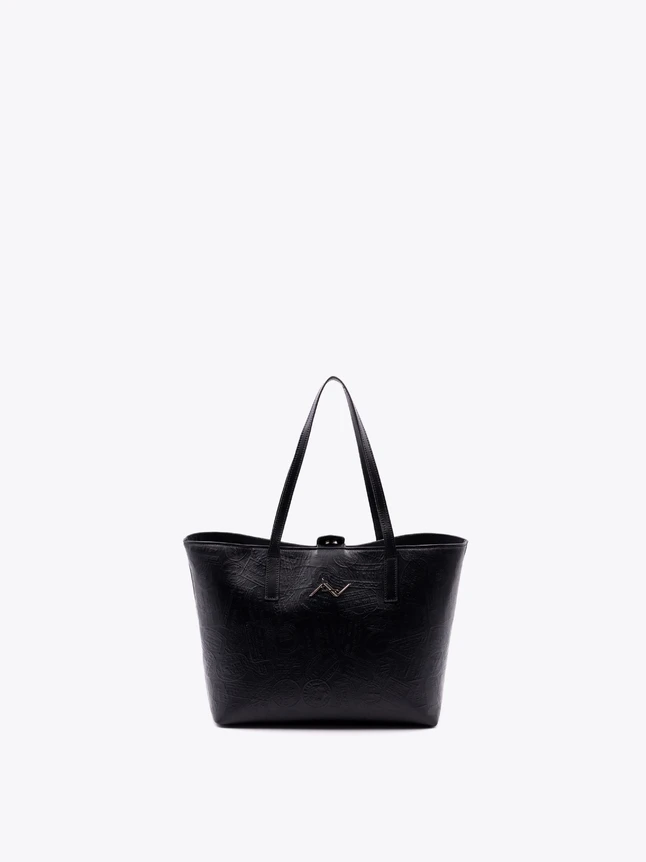 Minimalist Leather Tote Bag for Everyday Use And Work