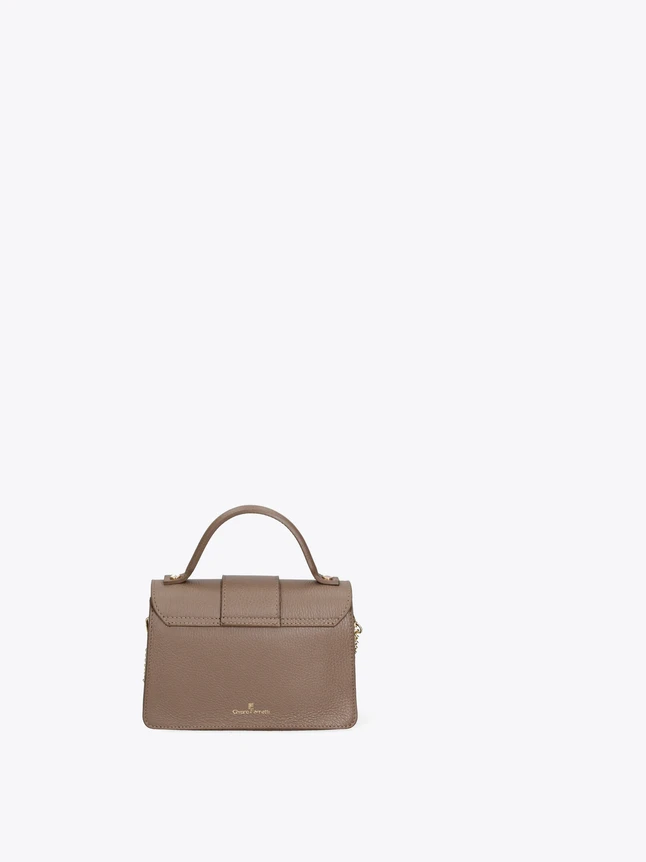 Luxe Grained Leather Top Handle Crossbody Handbag with Chain Accent