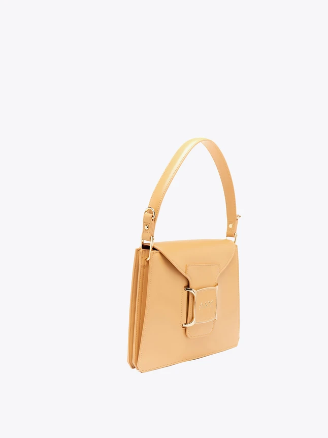 Sleek Leather Flap Shoulder Bag With Distinctive Clasp For Modern Elegance