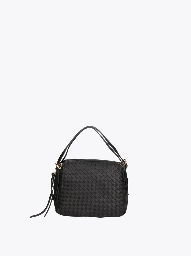 Elegant Quilted Leather Crossbody Bag for Daily Use
