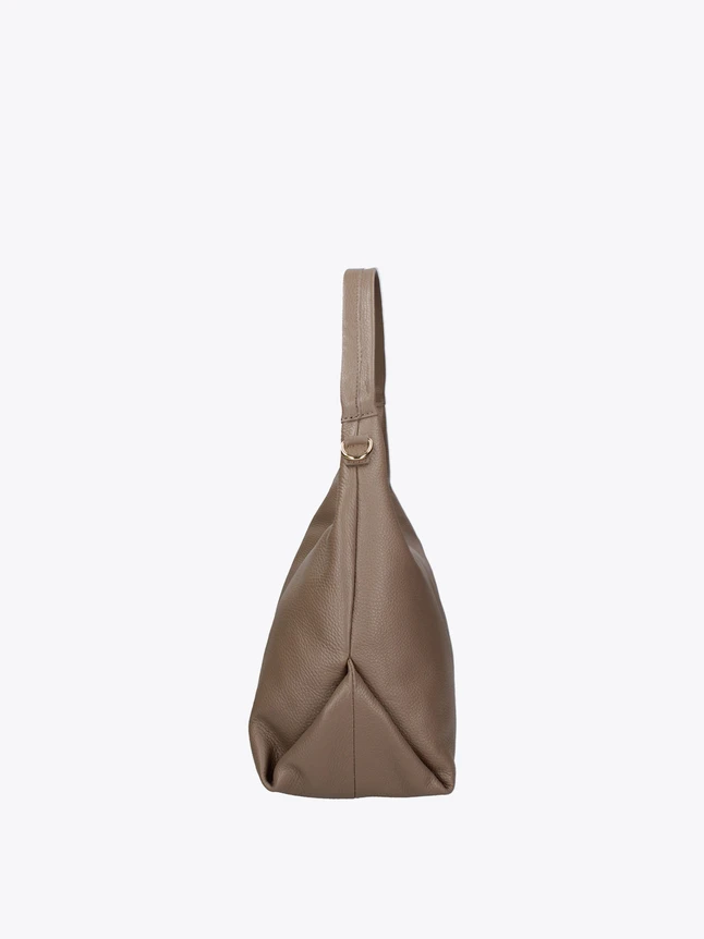 Chic Pebble Leather Shoulder Bag Effortless Style For Daily Elegance