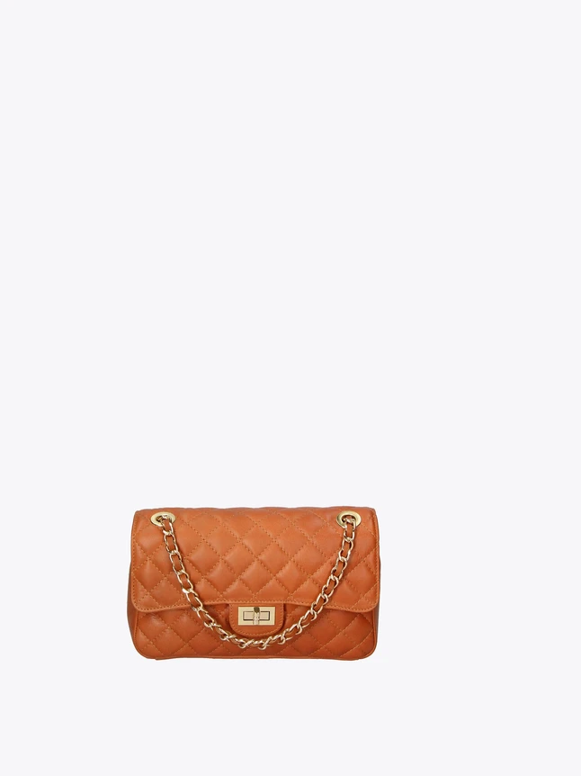 Quilted Leather Shoulder Bag with Chain Strap for Everyday Use