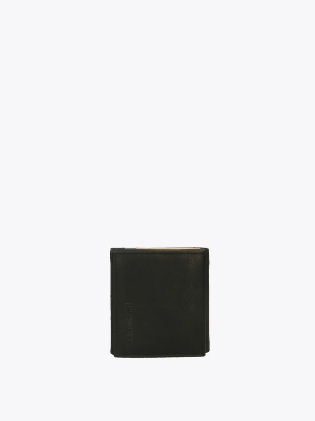 Minimalist Smooth Leather Bifold Wallet for Everyday Essentials