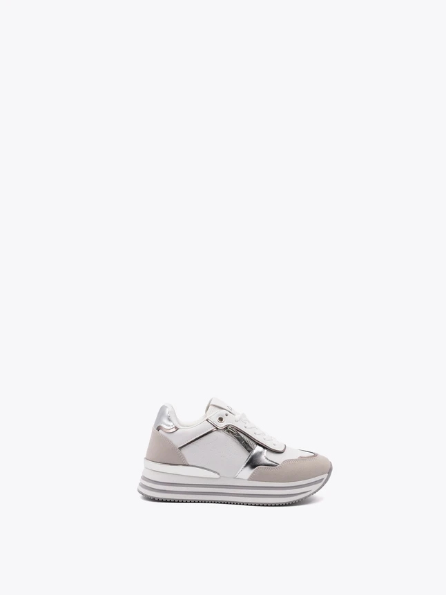 Platform Leather Sneaker for Everyday Urban Wear