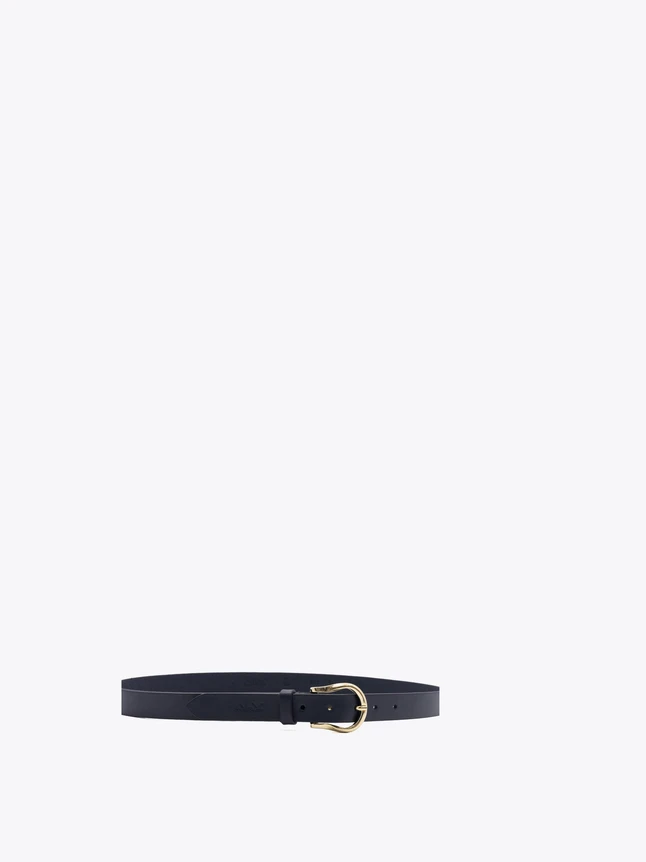 Elegant Leather Waist Belt With Polished Hardware For Refined Apparel